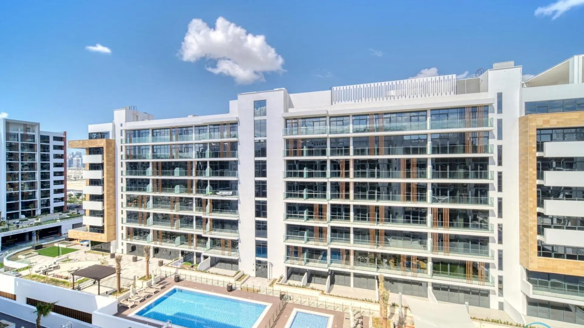 Serene 1Br Apartment In Azizi Riviera 27, Al Merkadh By Deluxe Holiday Homes Dubai United Arab Emirates